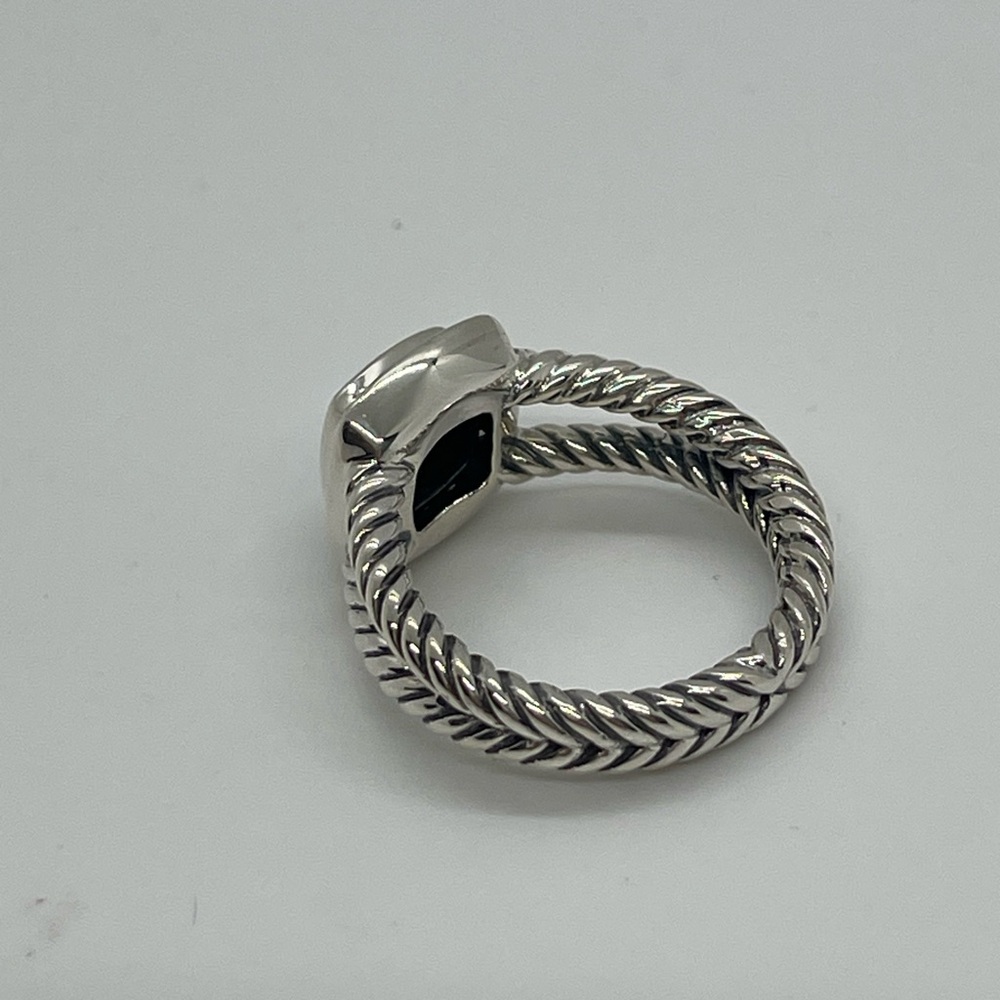 David Yurman Black Onyx Petite Albion Ring - Picture 5 of 7